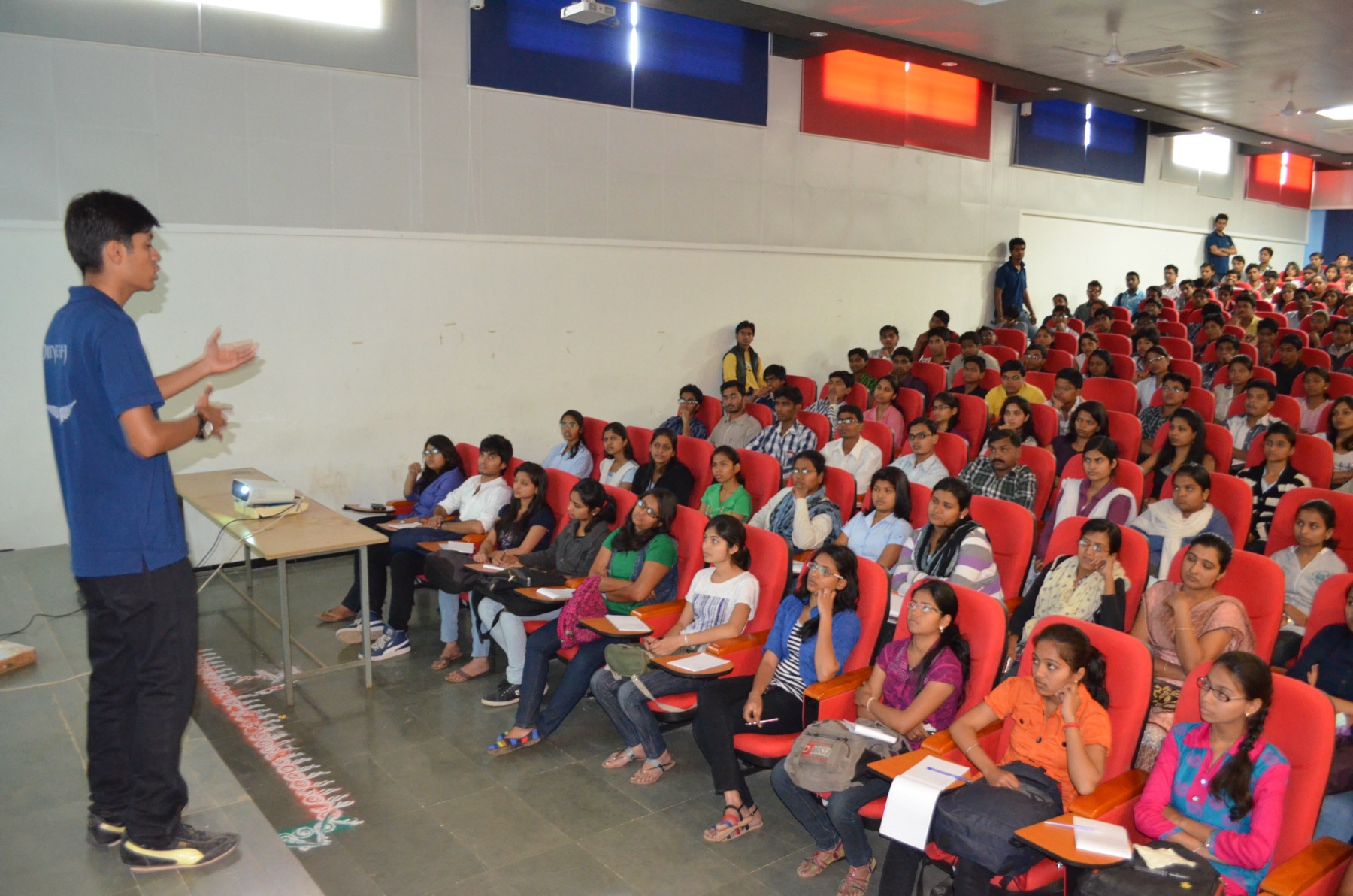 Students participating in a Weave Your Web workshop